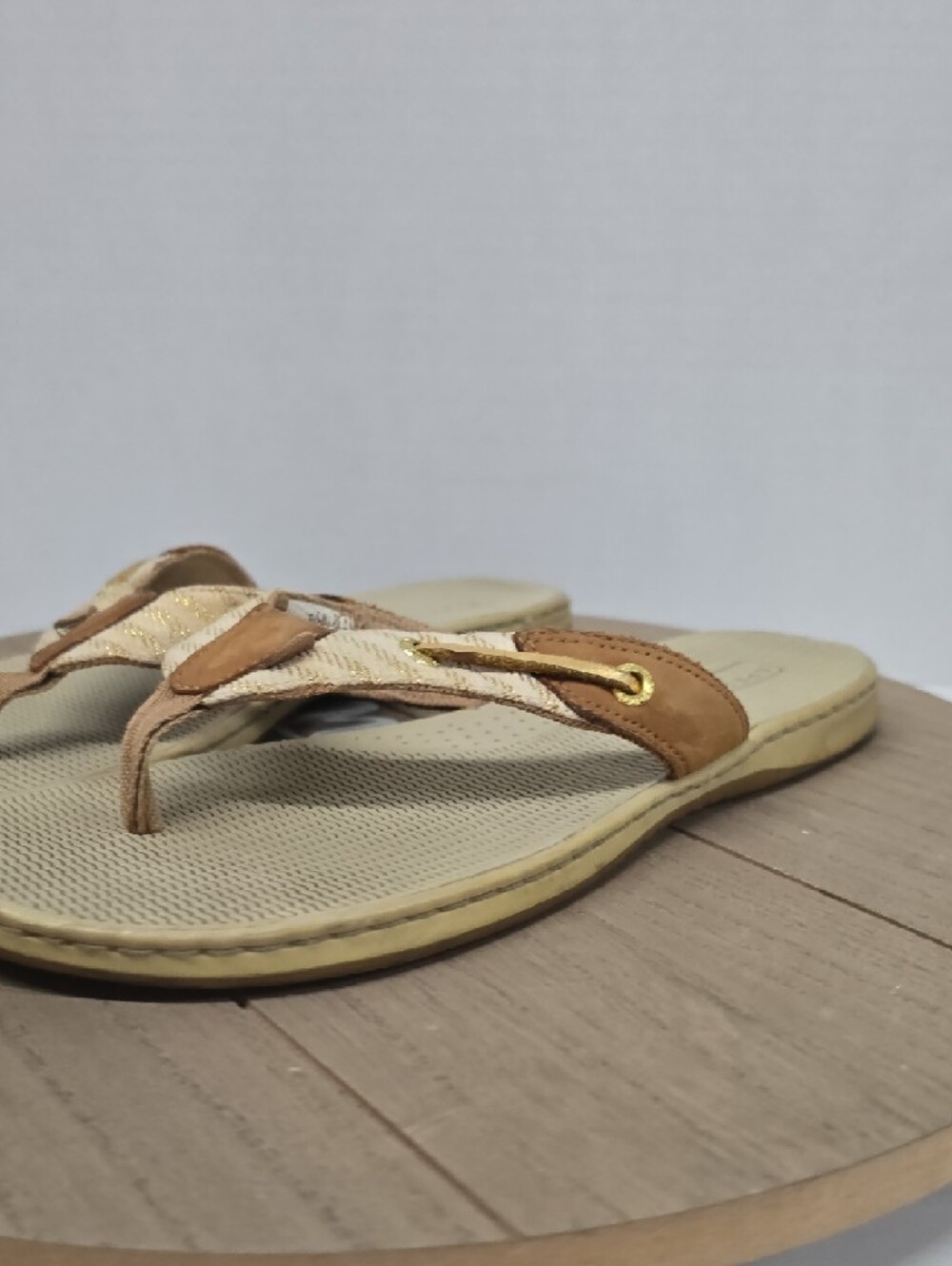 Sperry Tan Cream & Gold Braided Thong Sandals Womens Size 9.5 - Picture 9 of 16